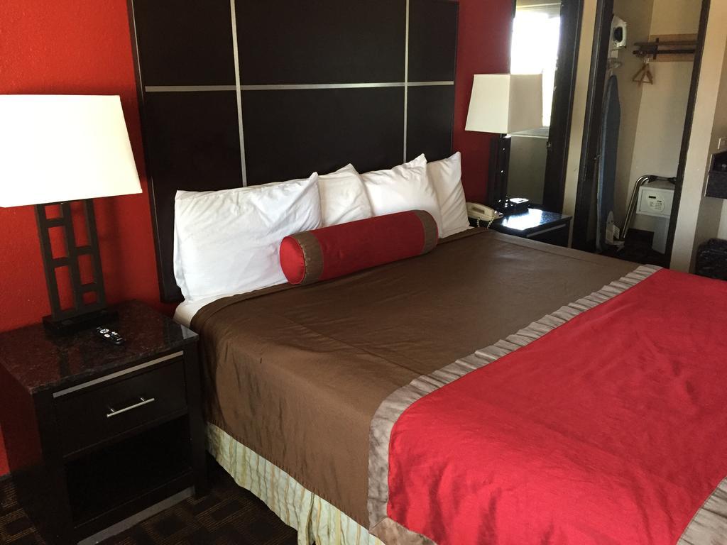 Harbor Inn & Suites Oceanside Habitación foto