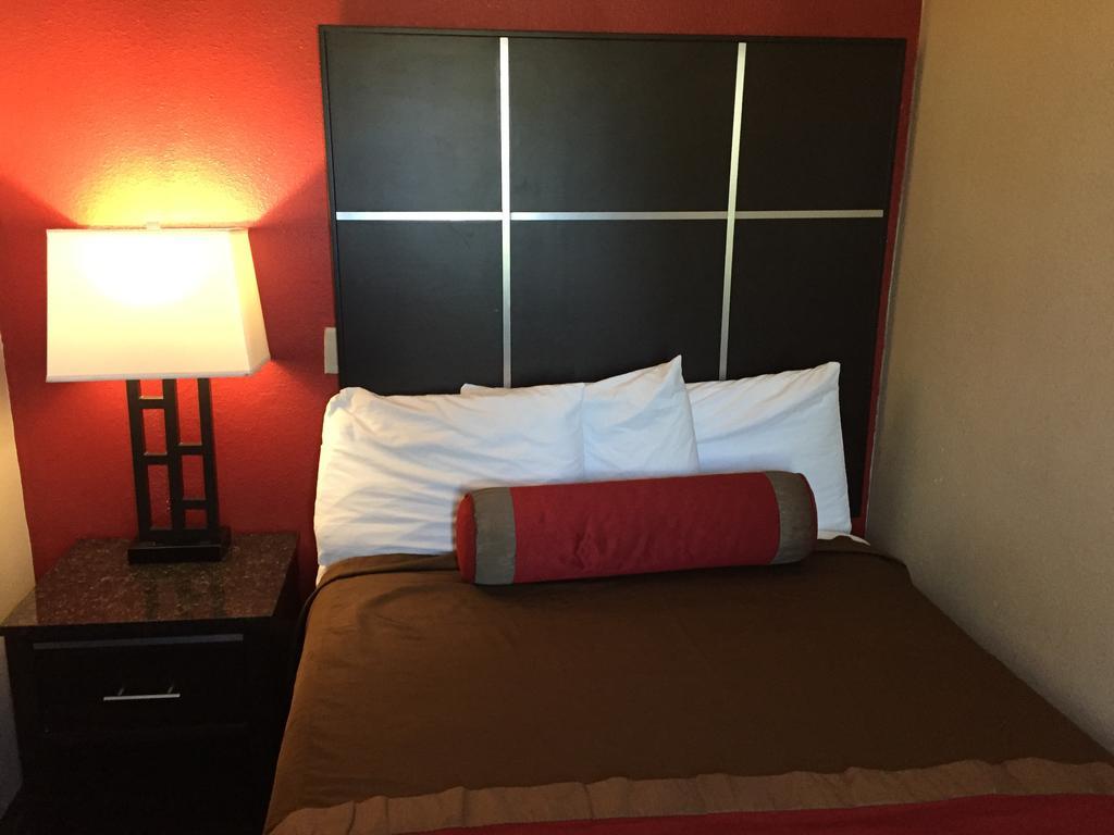 Harbor Inn & Suites Oceanside Habitación foto